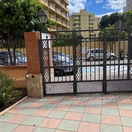 Estudio En Fuengirola Con Vistas Al Mar Exterior foto